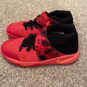 Nike Kyrie 2